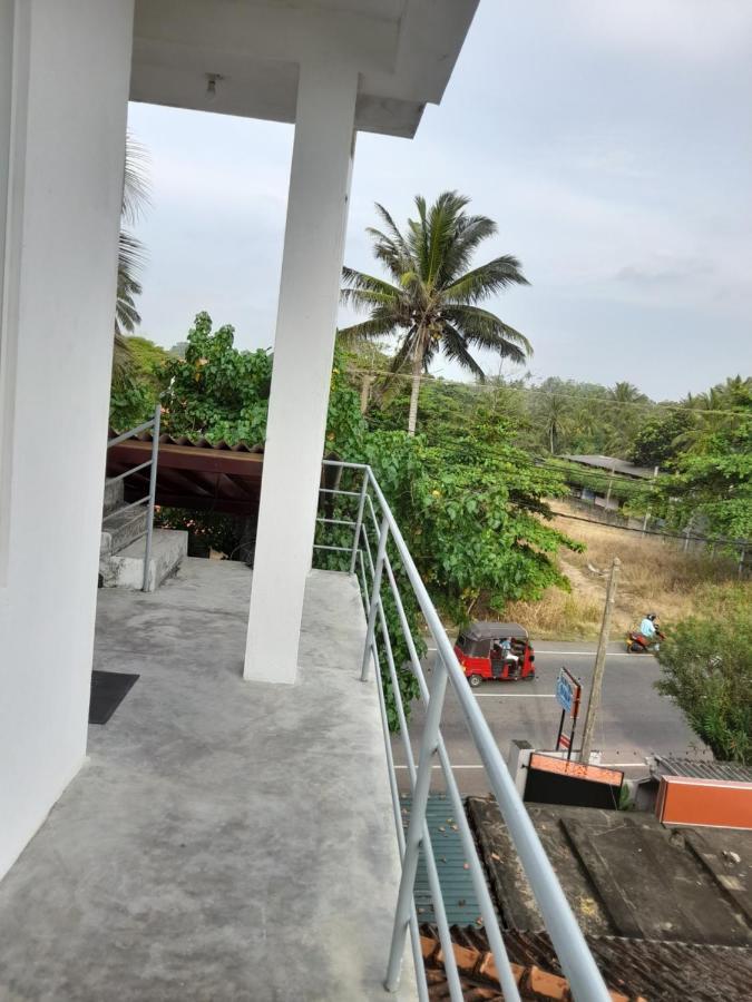 Hotel Remember Hikkaduwa Exterior photo